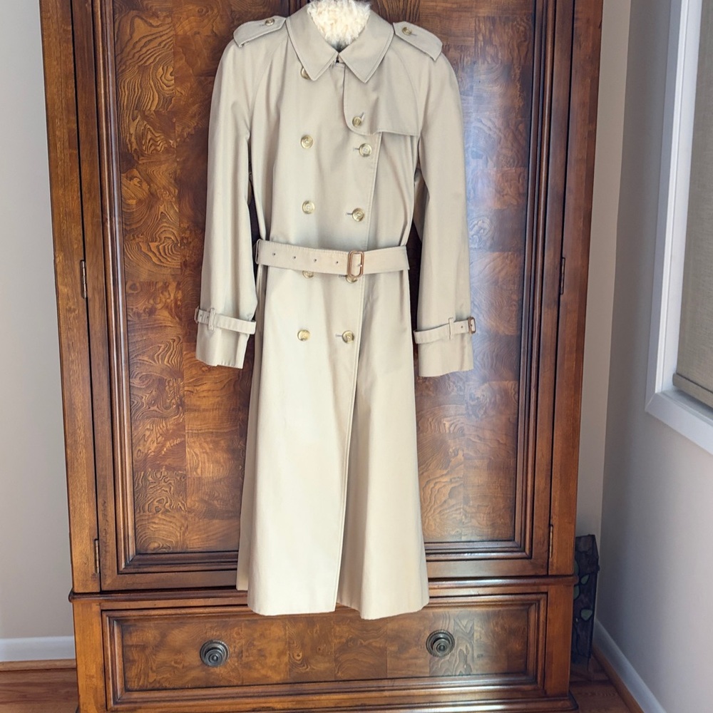 Vintage Burberrys Nova Check Trench Coat
Size 20 Long/XL Timeless Classic - Picture 3 of 16